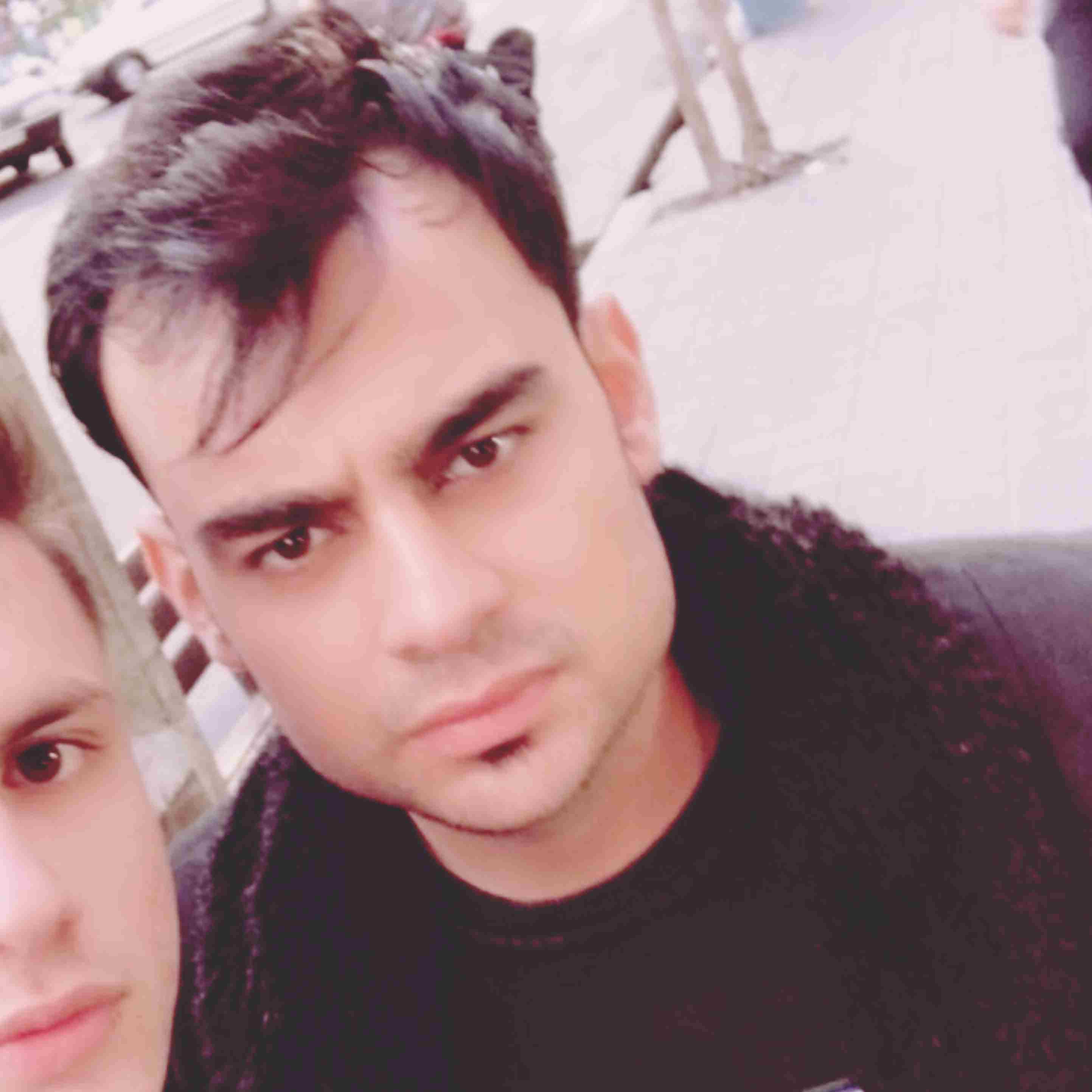 آهنگ جدید روح الله کرمی  قسم و خاطراتمان خیانتت پشتم _ زنده خوانی